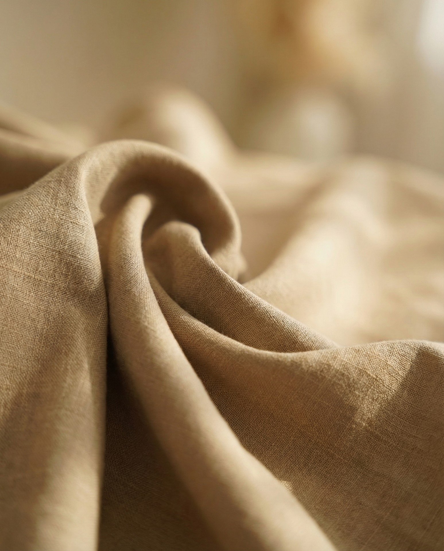 GAZIEN — Fabric detail, natural textures